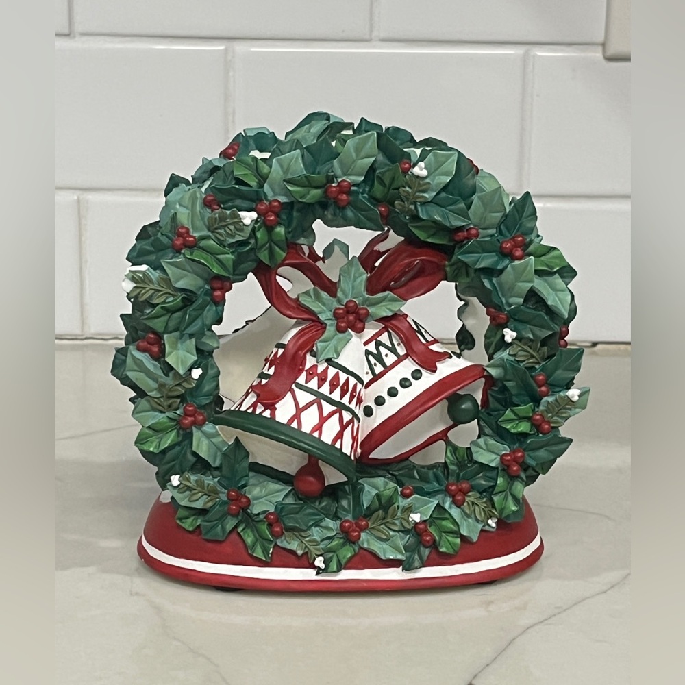 Pfaltzgraff Vintage Christmas Bells and Holly napkins holder